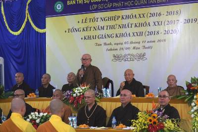 TPHCM: Lễ tốt nghiệp và khai giảng lớp sơ cấp Phật học. 